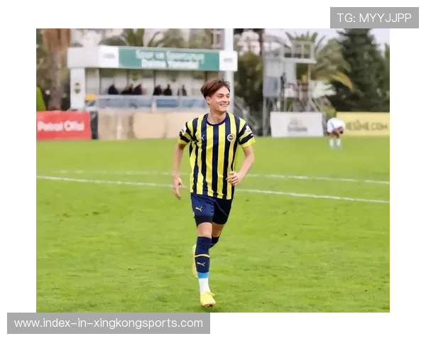 足球U18天才轰动欧洲球探圈，未来之星耀眼崛起