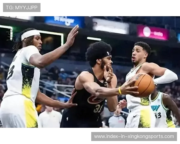 NBA步行者内外结合打出精彩对攻 NBA步行者内外结合打出精彩对攻