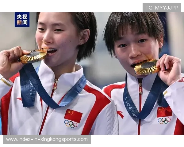 全红婵和陈芋汐争夺跳水金牌，竞争激烈，全红婵陈芋汐包揽冠亚军