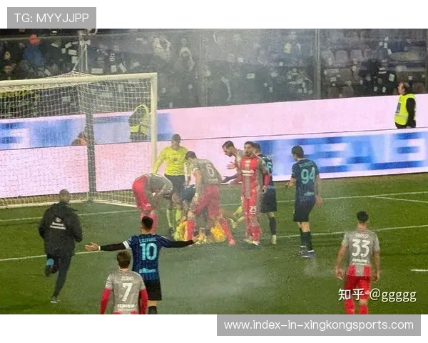 国际米兰客场2-0击败克雷莫内塞，泽林斯基远射破门