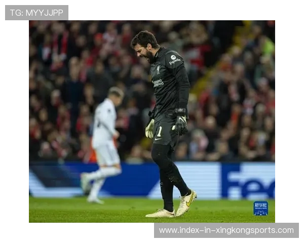 维尼修斯补射门前抢点改写比分